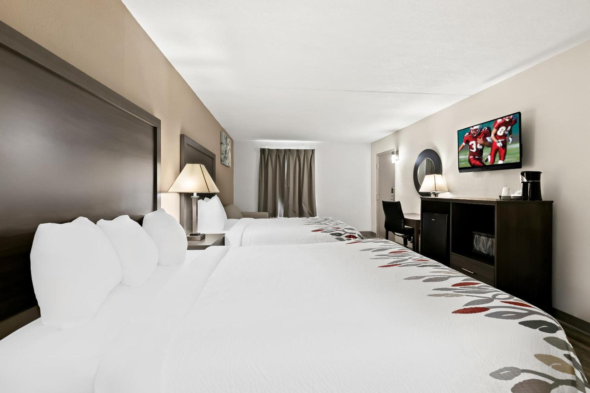 Red Roof Inn & Suites Дънкан Екстериор снимка